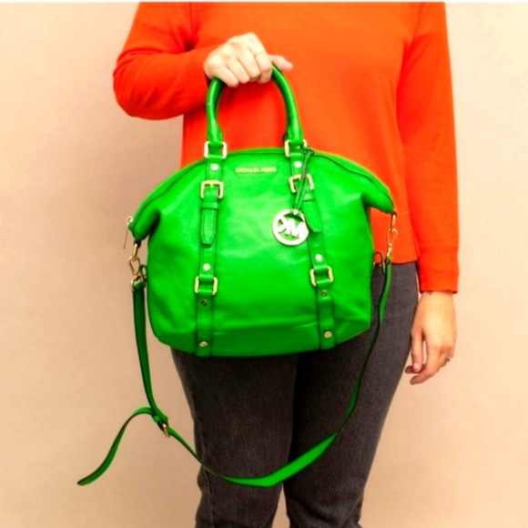 VERY RARE Michael kors Apple Green Bedford bag - Picture 1 of 7